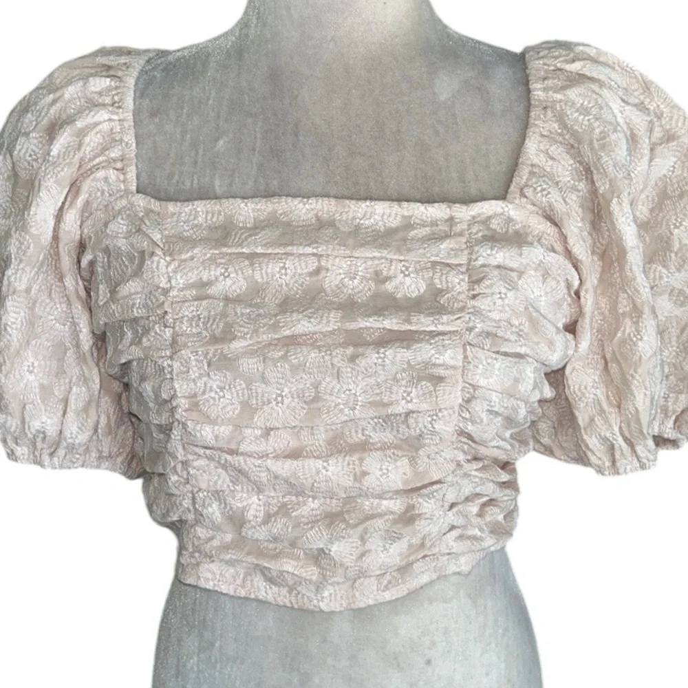 Anthropologie Miou Muse Blush Pink Embroidered Puff Sleeve Ruched Crop Top - M